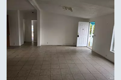 21441 Pineview Drive, Willits, CA 95490 - Photo 5