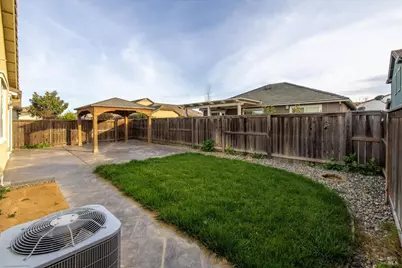 560 Syracuse Lane, Dixon, CA 95620 - Photo 17