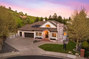 267 Alta Mira Dr, Vacaville, CA 95688 - Photo 1