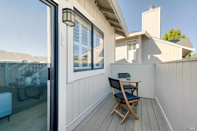 1114 Redwood Boulevard, Novato, CA 94947 - Photo 23