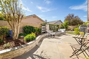 319 Trellis Ln, Vacaville, CA 95687 - Photo 37