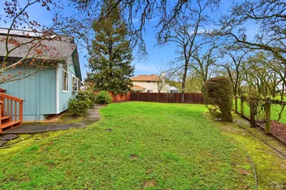 9595 Meadow Place, Windsor, CA 95492 - Photo 27