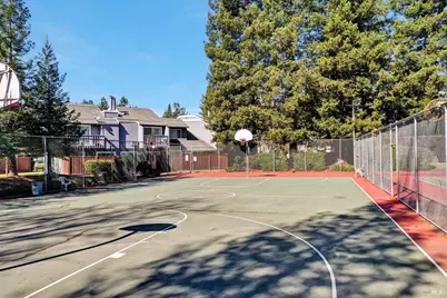 735 Racquet Club Circle, Rohnert Park, CA 94928 - Photo 29