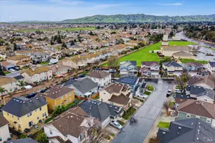 984 Countrywood Cir, Vacaville, CA 95687 - Photo 37