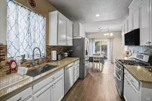 984 Countrywood Cir, Vacaville, CA 95687 - Photo 17