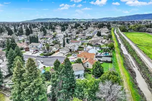 325 Fieldstone Ct, Vacaville, CA 95687 - Photo 45