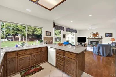 325 Fieldstone Court, Vacaville, CA 95687 - Photo 19