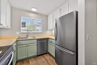 209 Elbridge Avenue #F, Cloverdale, CA 95425 - Photo 7