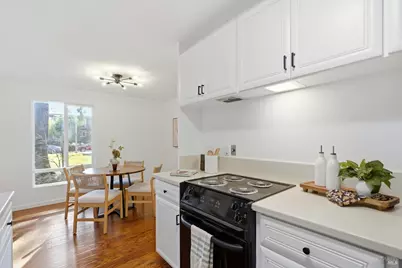 19 Surrey Lane, San Rafael, CA 94903 - Photo 11