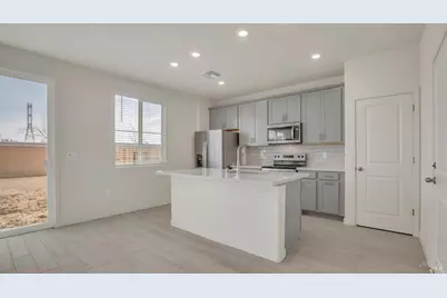 862 Telford Drive, Vacaville, CA 95687 - Photo 13