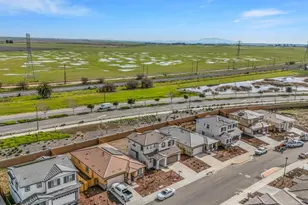 862 Telford Dr, Vacaville, CA 95687 - Photo 39