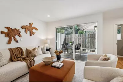 24 Roundtree Boulevard, San Rafael, CA 94903 - Photo 3