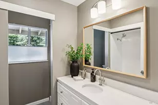 24 Roundtree Blvd, San Rafael, CA 94903 - Photo 19