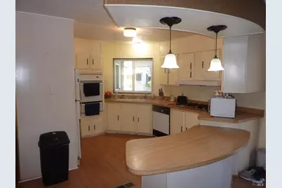 10755 Mobile Village Way #77, Willits, CA 95430 - Photo 11