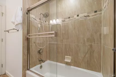 27 Mariposa Lane, Novato, CA 94947 - Photo 23