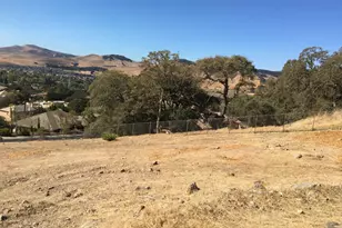 5242 Oakridge Dr, Fairfield, CA 94534 - Photo 1