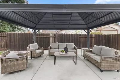 112 Melrose Court, Vacaville, CA 95687 - Photo 47