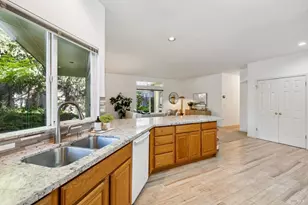 614 Deerfield Ln, Petaluma, CA 94952 - Photo 17