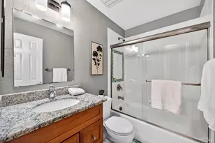 195 E B St, Benicia, CA 94510 - Photo 25