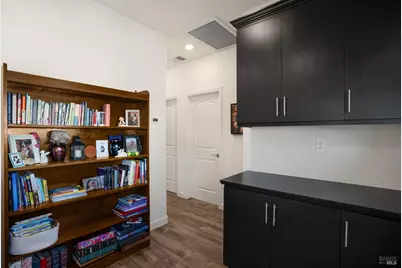 7465 Walker Way, Rohnert Park, CA 94928 - Photo 25