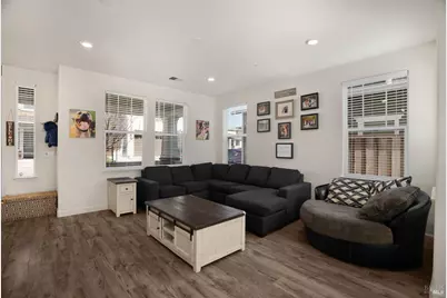 7465 Walker Way, Rohnert Park, CA 94928 - Photo 7