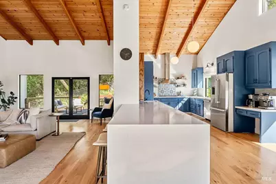 913 Valley View Drive, Healdsburg, CA 95448 - Photo 19