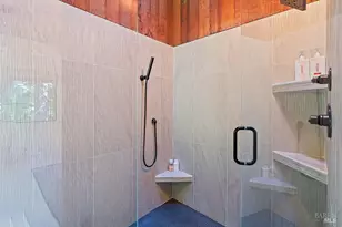 913 Valley View Dr, Healdsburg, CA 95448 - Photo 35