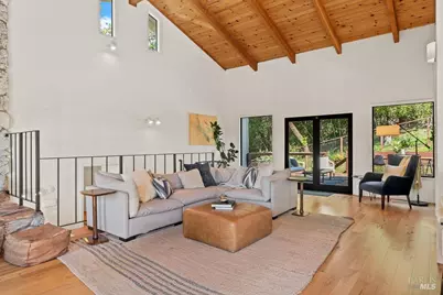 913 Valley View Drive, Healdsburg, CA 95448 - Photo 15
