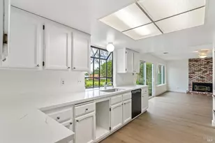 902 Bolton Cir, Benicia, CA 94510 - Photo 11