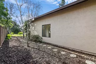 902 Bolton Cir, Benicia, CA 94510 - Photo 35