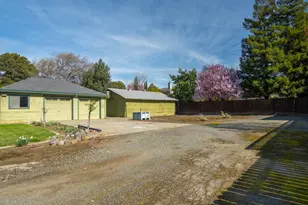 324 Hamilton Dr, Fairfield, CA 94533 - Photo 31