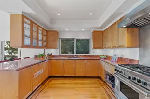 266 Bayview Ave, Belvedere, CA 94920 - Photo 13