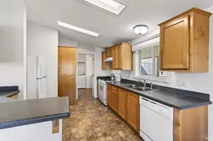 301 Robert Way, Napa, CA 94558 - Photo 5