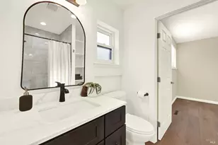 926 W K St, Benicia, CA 94510 - Photo 33