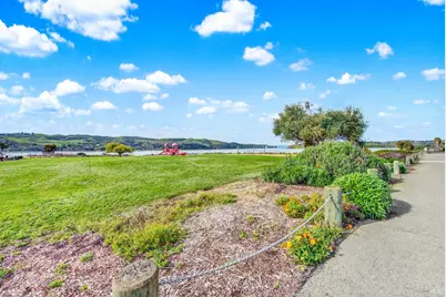 926 W K Street, Benicia, CA 94510 - Photo 79