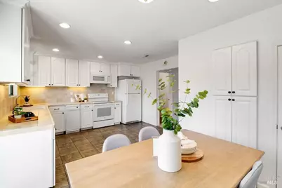 720 Military Street, Benicia, CA 94510 - Photo 17