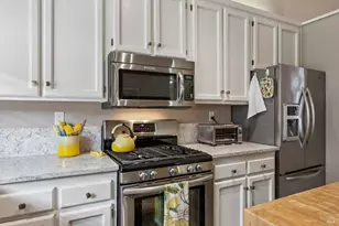 1239 Herbazal St, Sonoma, CA 95476 - Photo 13