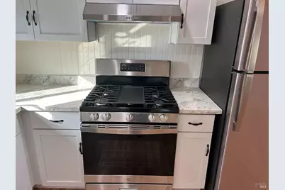 717 N McDowell Boulevard #511, Petaluma, CA 94954 - Photo 3