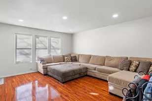 113 Christine Dr, Vacaville, CA 95687 - Photo 3