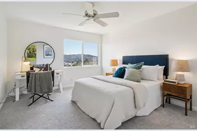 35 Wordsworth Court, Mill Valley, CA 94941 - Photo 21