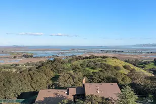 2410 Oakridge Ln, Benicia, CA 94510 - Photo 15