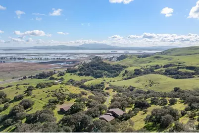 2410 Oakridge Lane, Benicia, CA 94510 - Photo 13