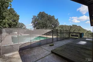 2410 Oakridge Ln, Benicia, CA 94510 - Photo 17