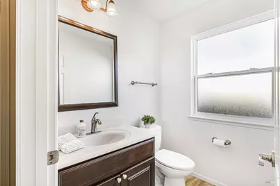 5984 Stone Bridge Road, Santa Rosa, CA 95409 - Photo 19