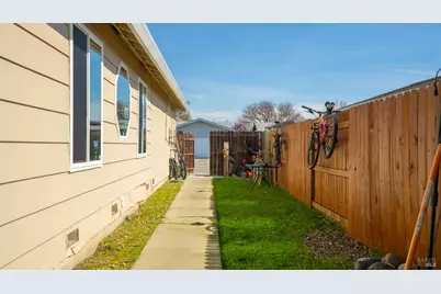 1206 Ricky Court, Suisun City, CA 94585 - Photo 31