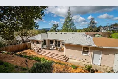 6 Sherwood Place, Novato, CA 94945 - Photo 35