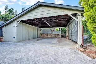 18528 N Shore Dr, Hidden Valley Lake, CA 95467 - Photo 3