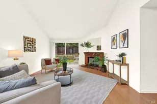 4924 Fairmont Ct, Fairfield, CA 94534 - Photo 9