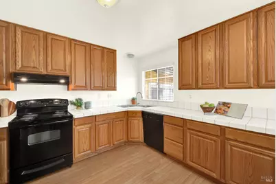 4924 Fairmont Court, Fairfield, CA 94534 - Photo 15