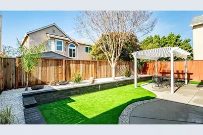 338 Ridgecrest Circle, Suisun City, CA 94585 - Photo 47